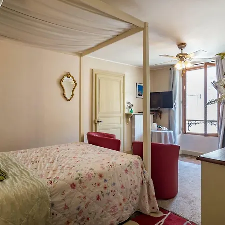 Oda ve Kahvaltı Maison D'angle 3*